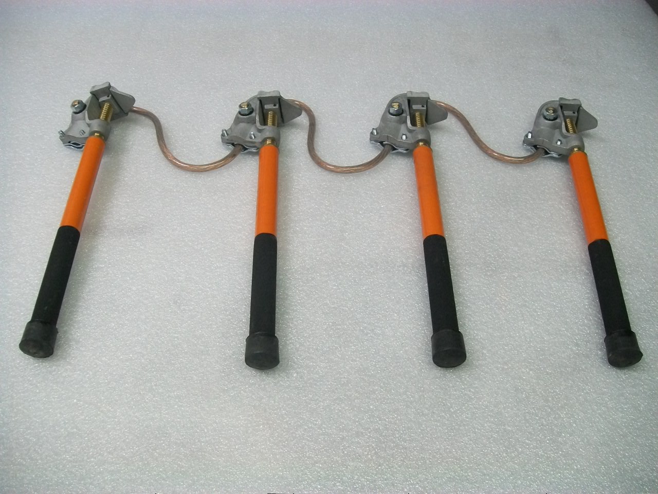 Conjunto de Aterramento Secundário C-447