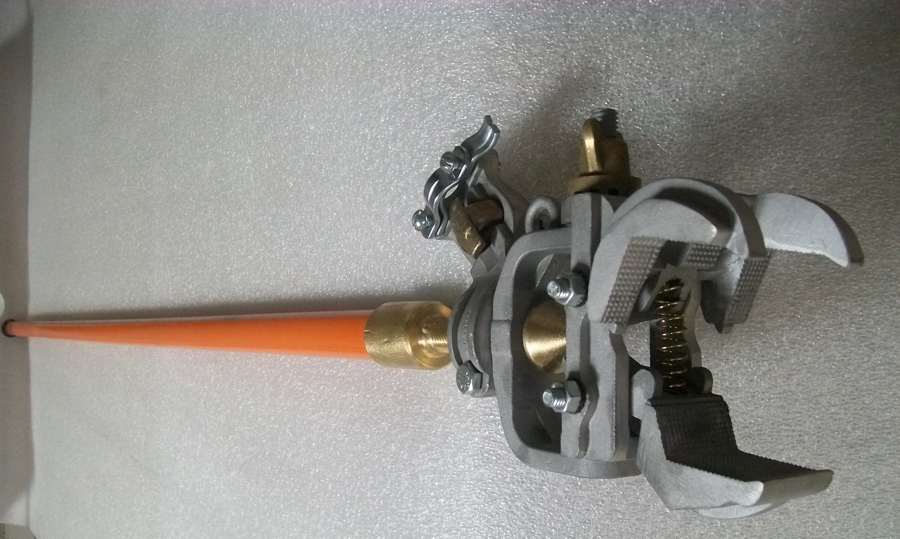 Grampo de Aterramento Multiangular Fixo C-731F