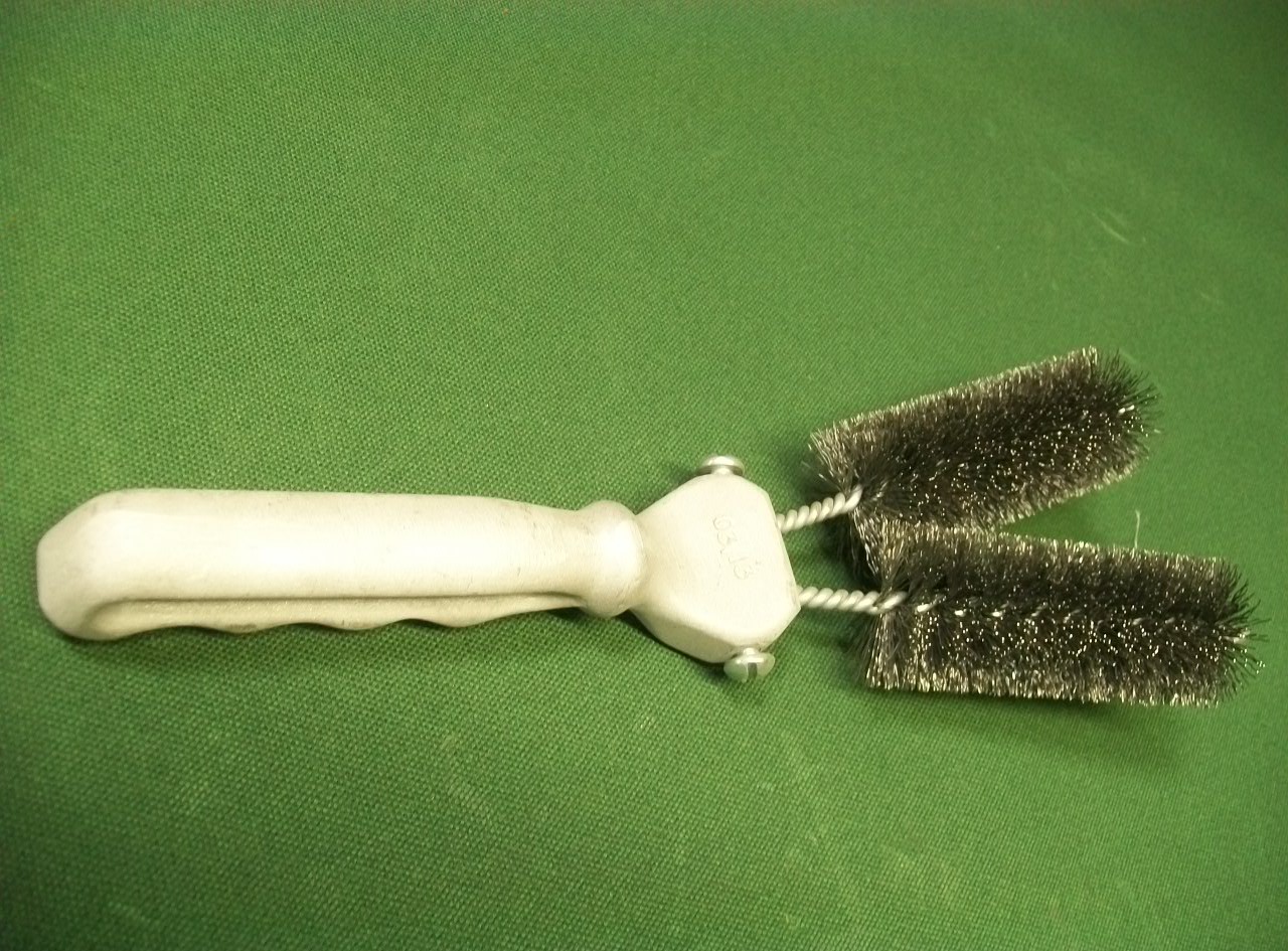 Escova de Aço C-210