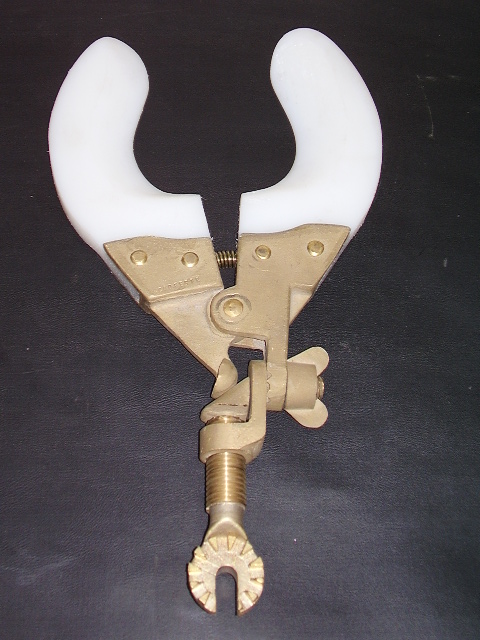 Tenaz para Isolador C-677